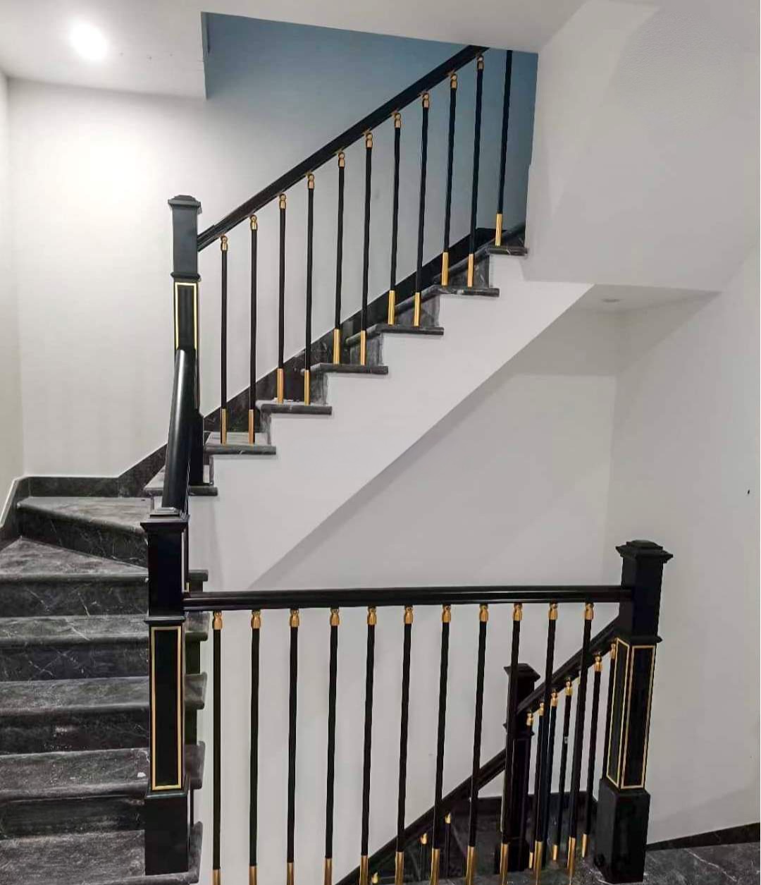 Nhà tôi cho thuê nhà mới, lô góc, 115m2_ 4T; vỉa hè, Giảng Võ-46 Tr - Ảnh chính